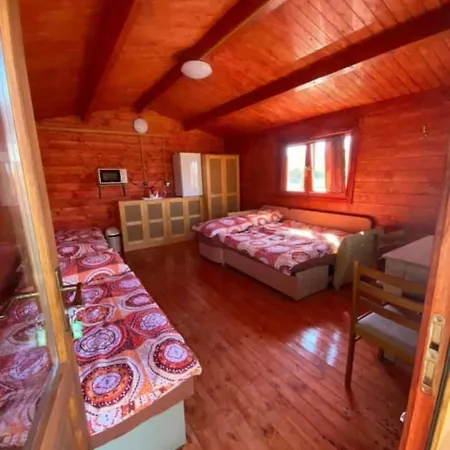 Pri Vode Aj Pre Rybarov 3 营地